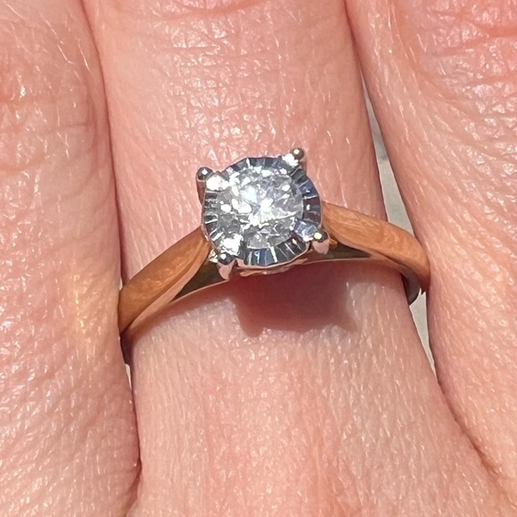 10K yellow gold 1/2 Carat T.W. Round Diamond 10 kt Solitaire Engagement Ring
